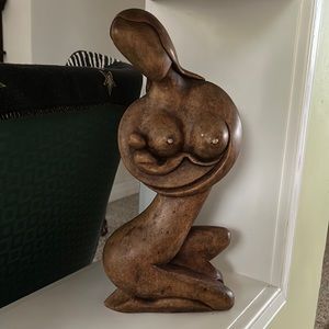 Wood statue mother and child